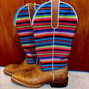 Ariat Serape Top Boots. Size 6.5B